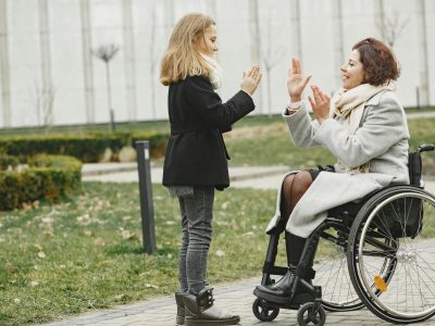 Annelik; Sınırların Ötesindeki Anneler