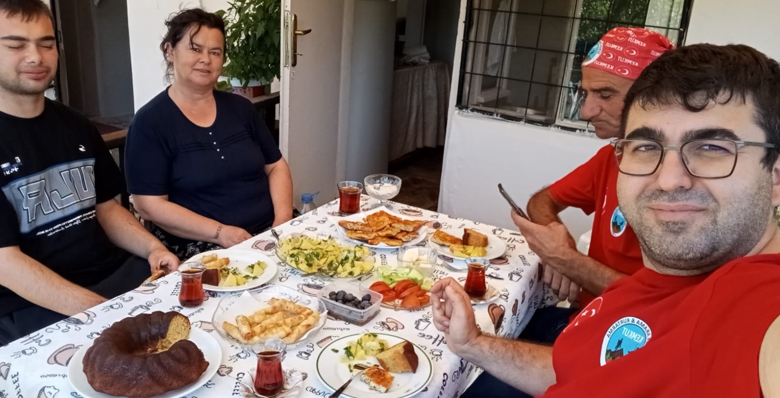 “Dayanışma yalnızca güvenliği değil, gönülleri de güçlendiriyor.”