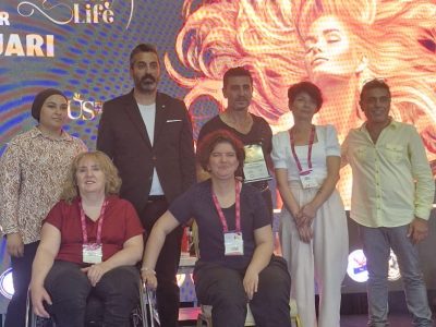 Erişilebilirlik Ve Sanat: Farkındalık Yaratan Saç Kesim Şovu